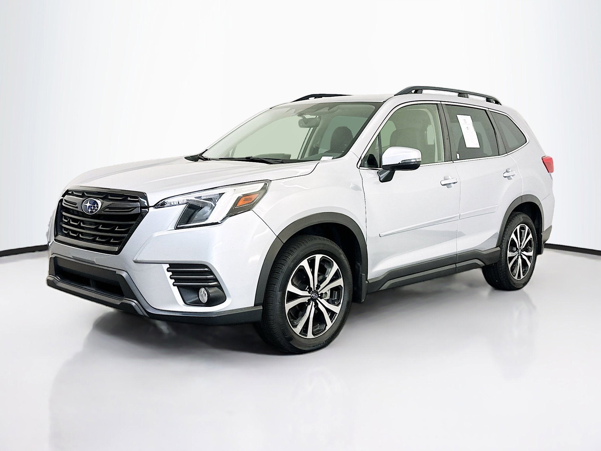 Used 2023 Subaru Forester Limited image 3