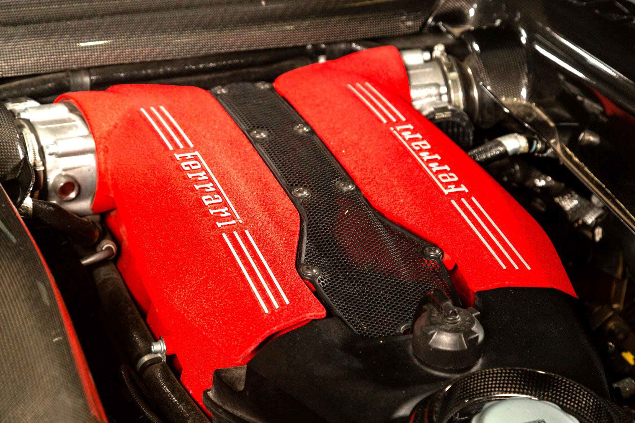 Used 2016 Ferrari 488 GTB image 12