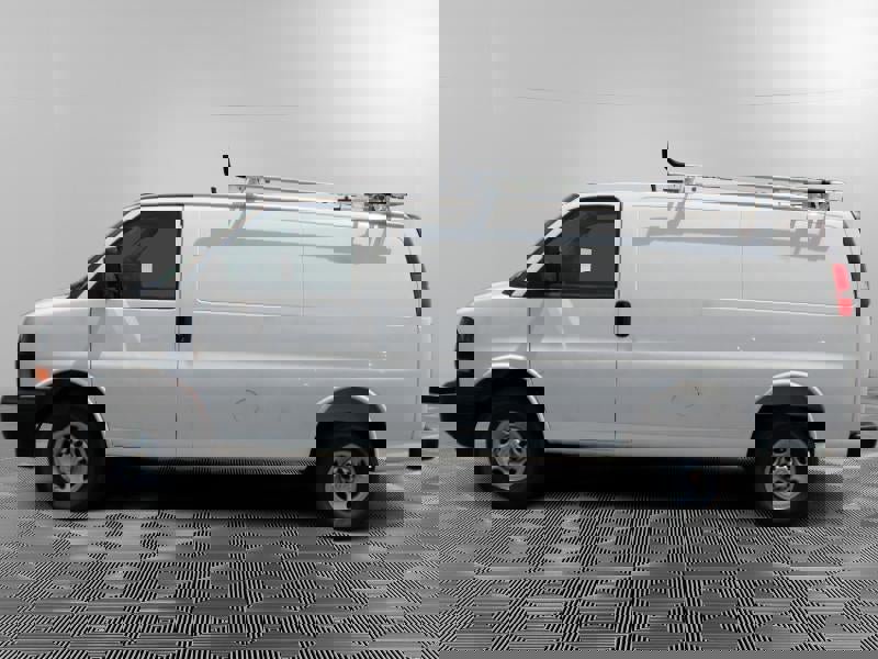 New 2025 Chevrolet Express 2500 w/ Driver Convenience Package image 4