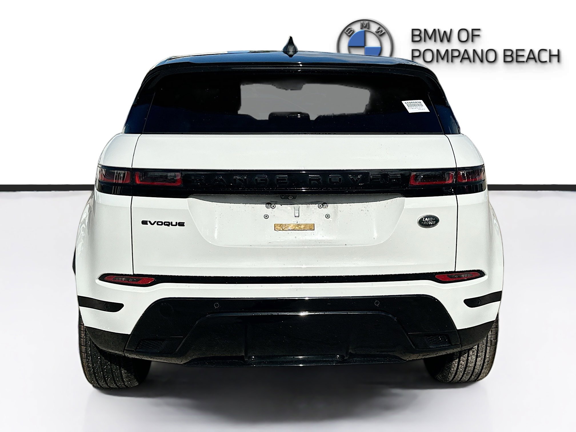 Used 2022 Land Rover Range Rover Evoque R-Dynamic SE image 6