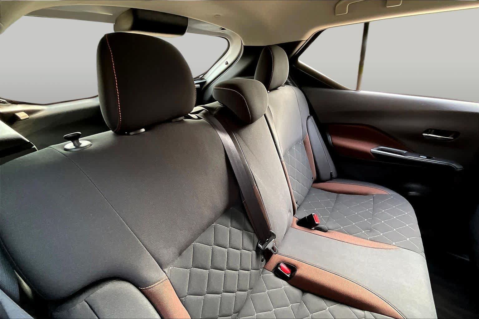 Certified 2020 Nissan Kicks SR FWD image 19
