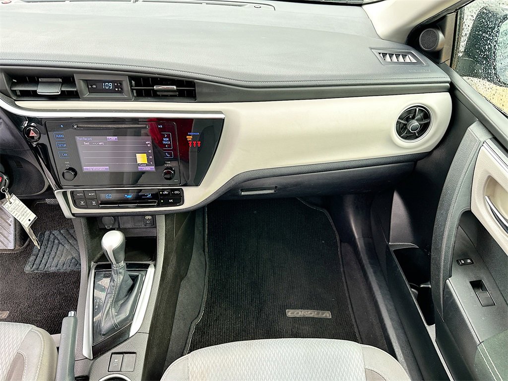 Used 2018 Toyota Corolla L image 20