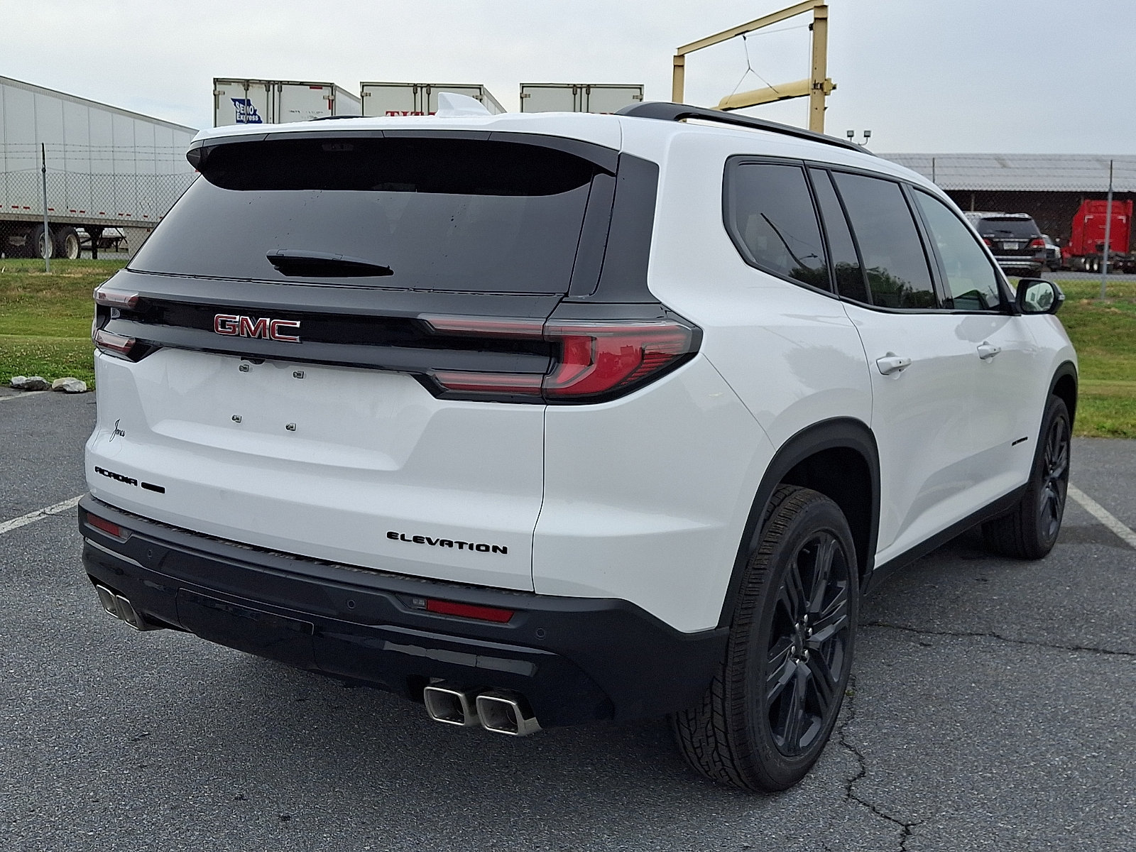 New 2026 GMC Acadia Elevation w/ Black Edition AWD/4WD image 4