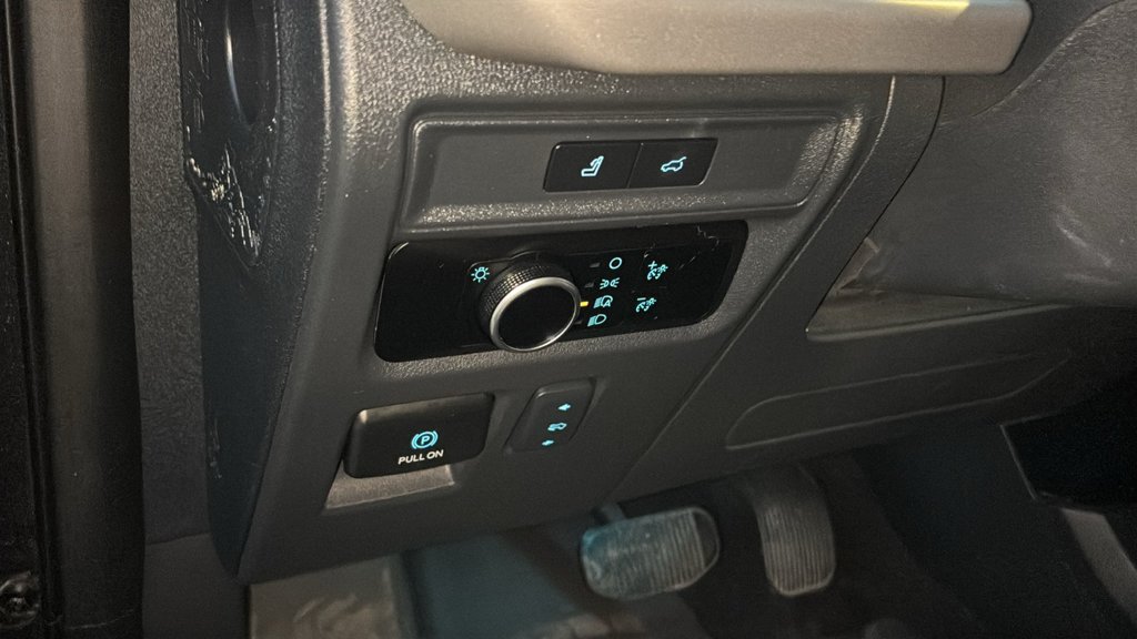 Used 2024 Ford Expedition Max XLT AWD/4WD image 11
