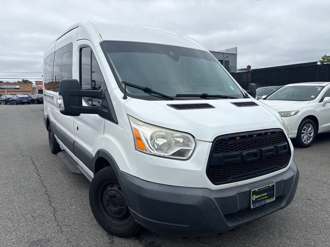 Used 2016 Ford Transit 350 XLT RWD image 3