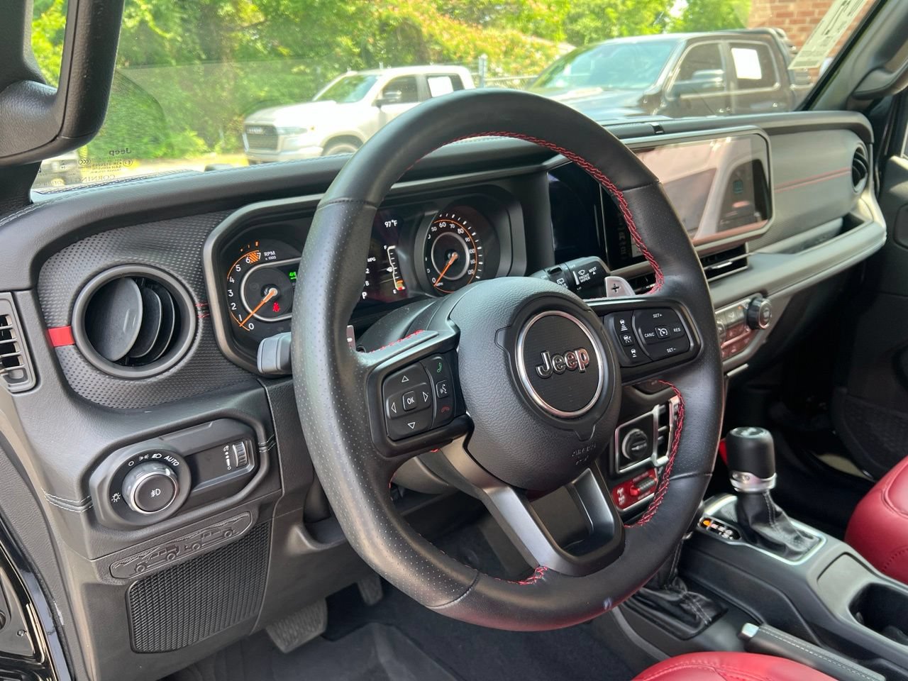 Used 2024 Jeep Wrangler Unlimited Rubicon 392 AWD/4WD image 17