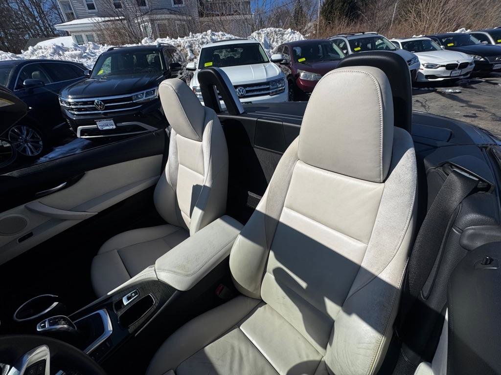 Used 2011 BMW Z4 sDrive35i image 14