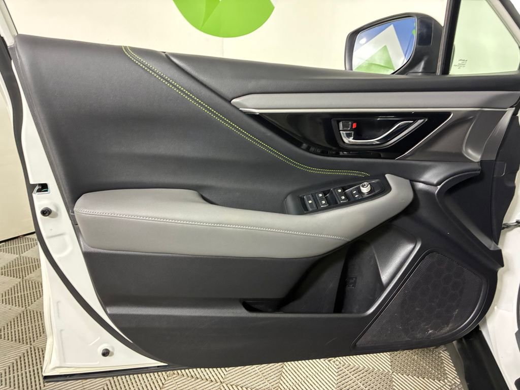 Used 2020 Subaru Outback Onyx Edition XT w/ Popular Package #2 image 19