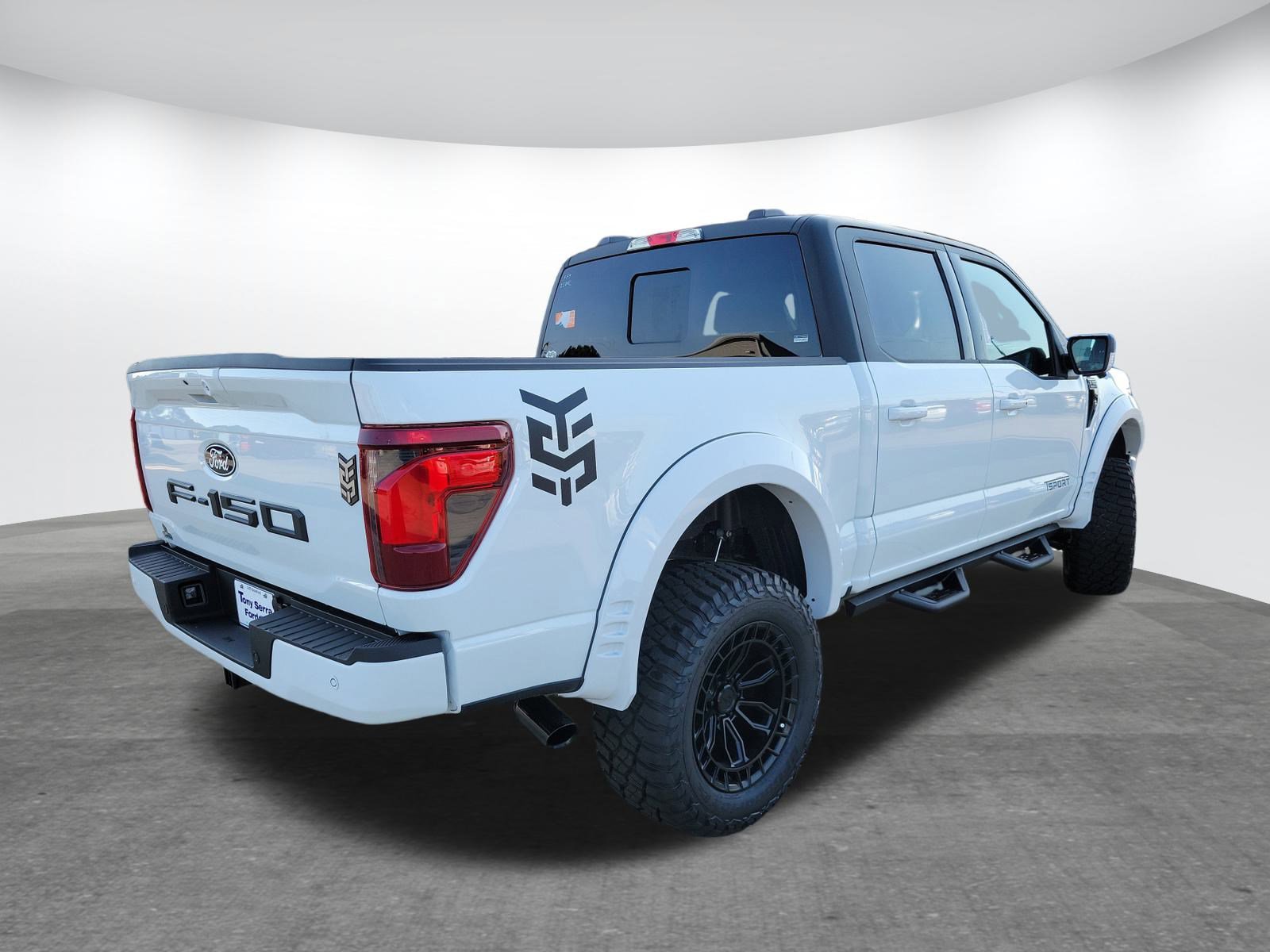 New 2025 Ford F150 XLT w/ Equipment Group 302A MID image 5