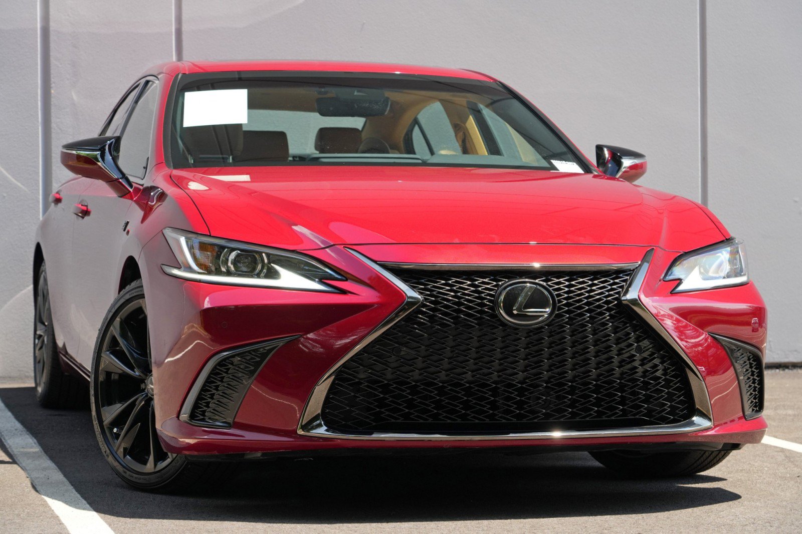Used 2025 Lexus ES 300h F Sport FWD image 4