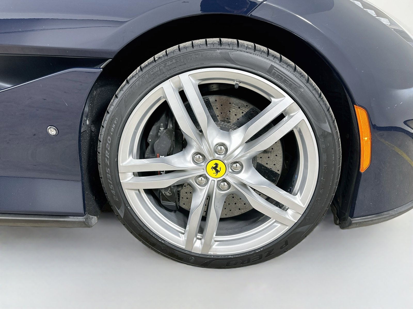 Used 2020 Ferrari Portofino RWD image 66