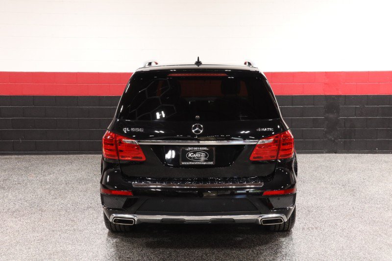 Used 2015 Mercedes-Benz GL 550 4MATIC image 29