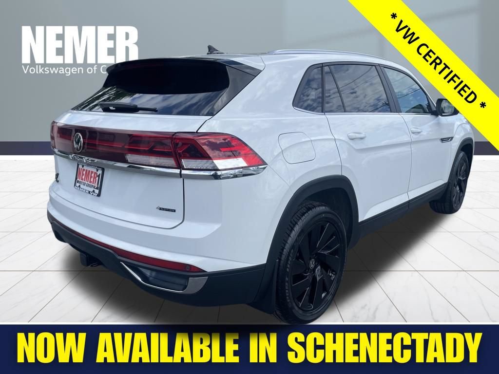 Certified 2024 Volkswagen Atlas Cross Sport SE w/ Panoramic Sunroof Package AWD/4WD image 8