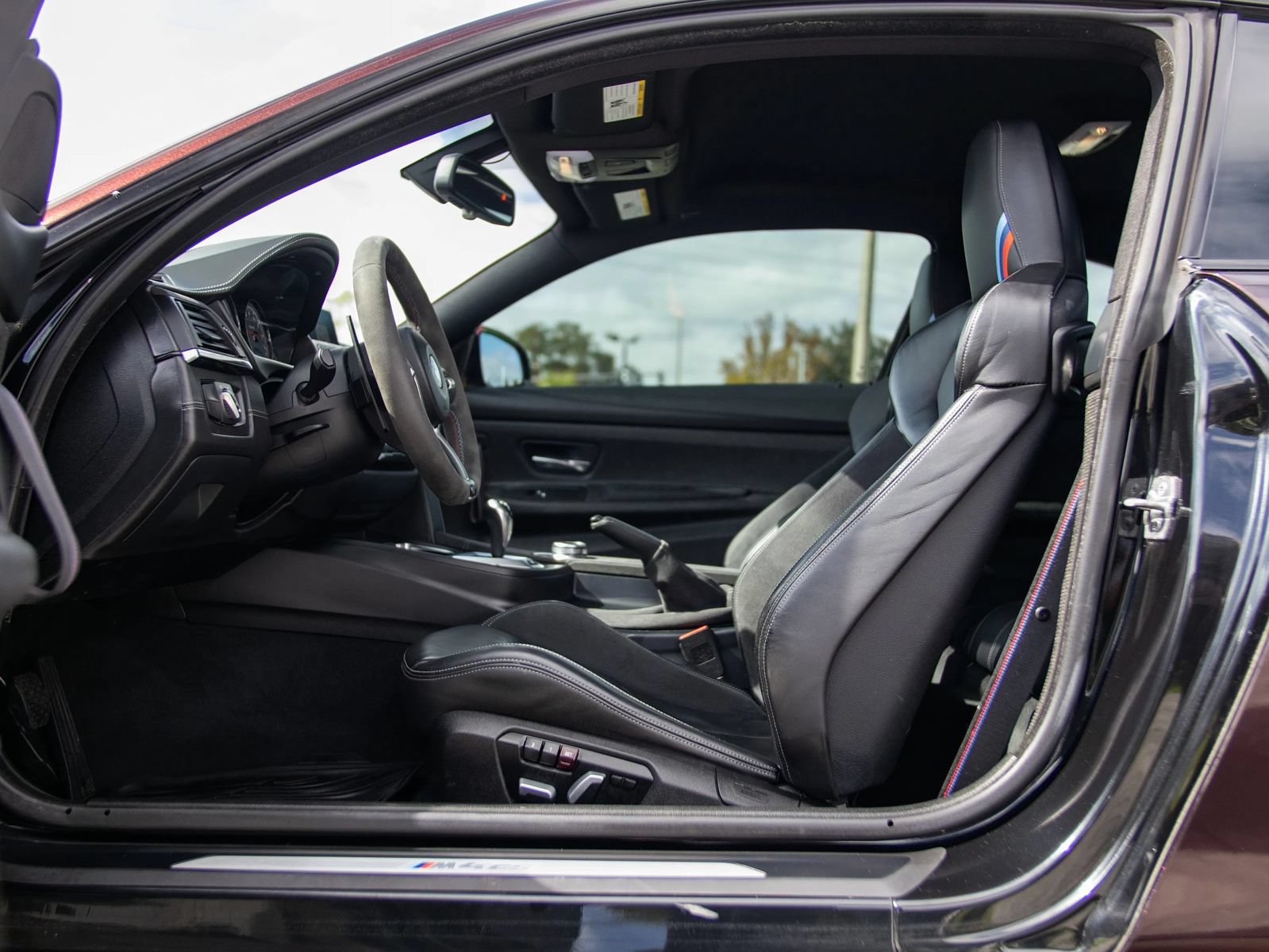 Used 2019 BMW M4 CS RWD image 30