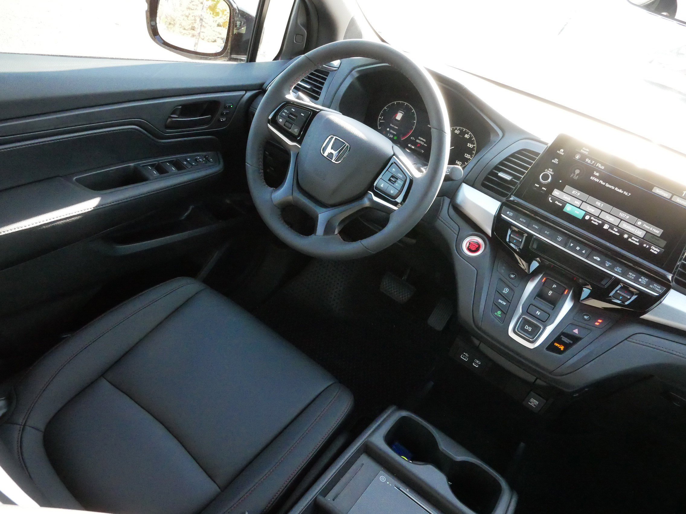 Certified 2026 Honda Odyssey Sport-L image 9