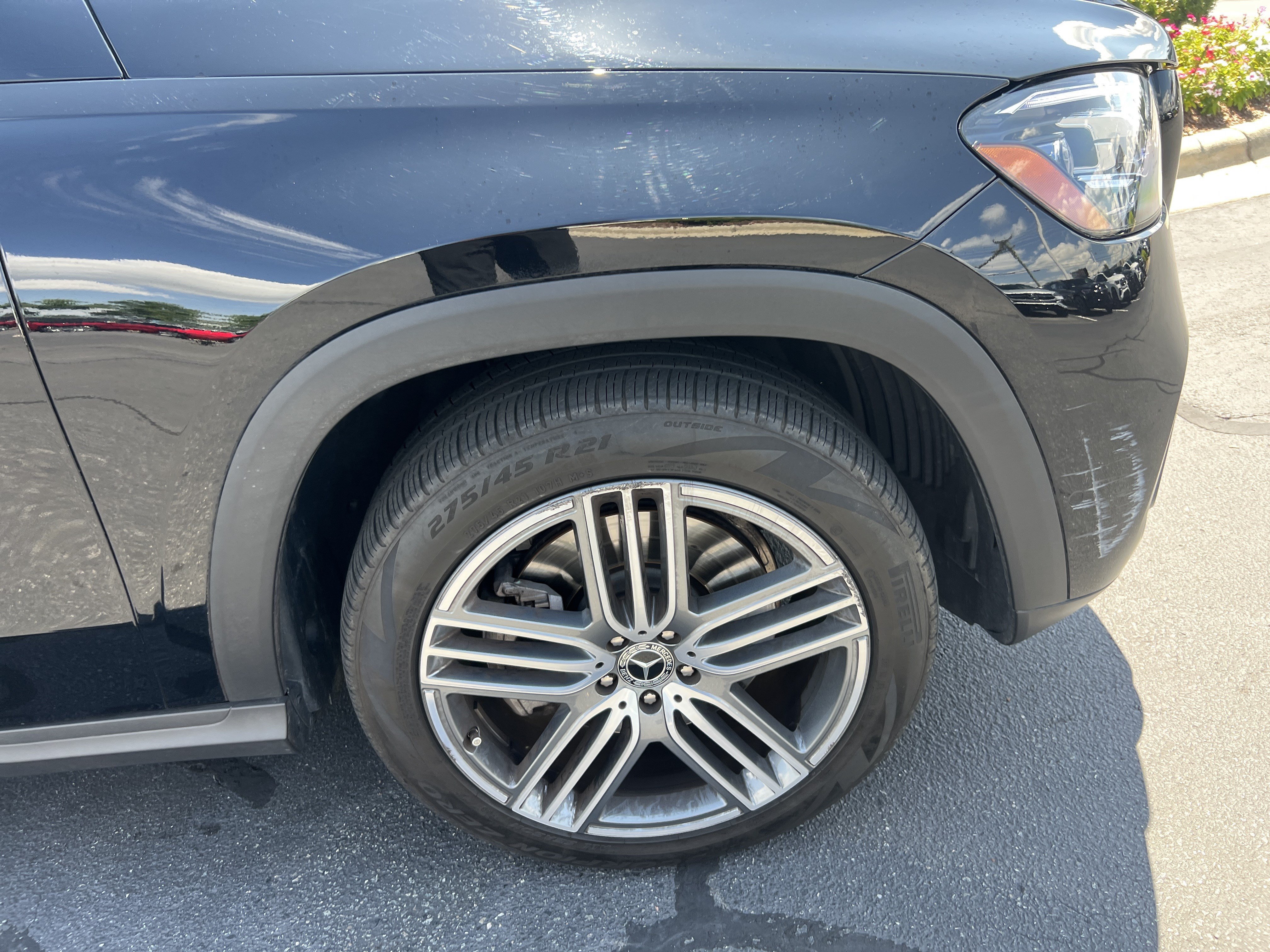 Certified 2025 Mercedes-Benz GLS 450 4MATIC image 13