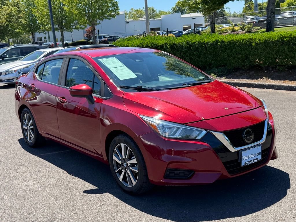 Used 2021 Nissan Versa SV FWD image 2