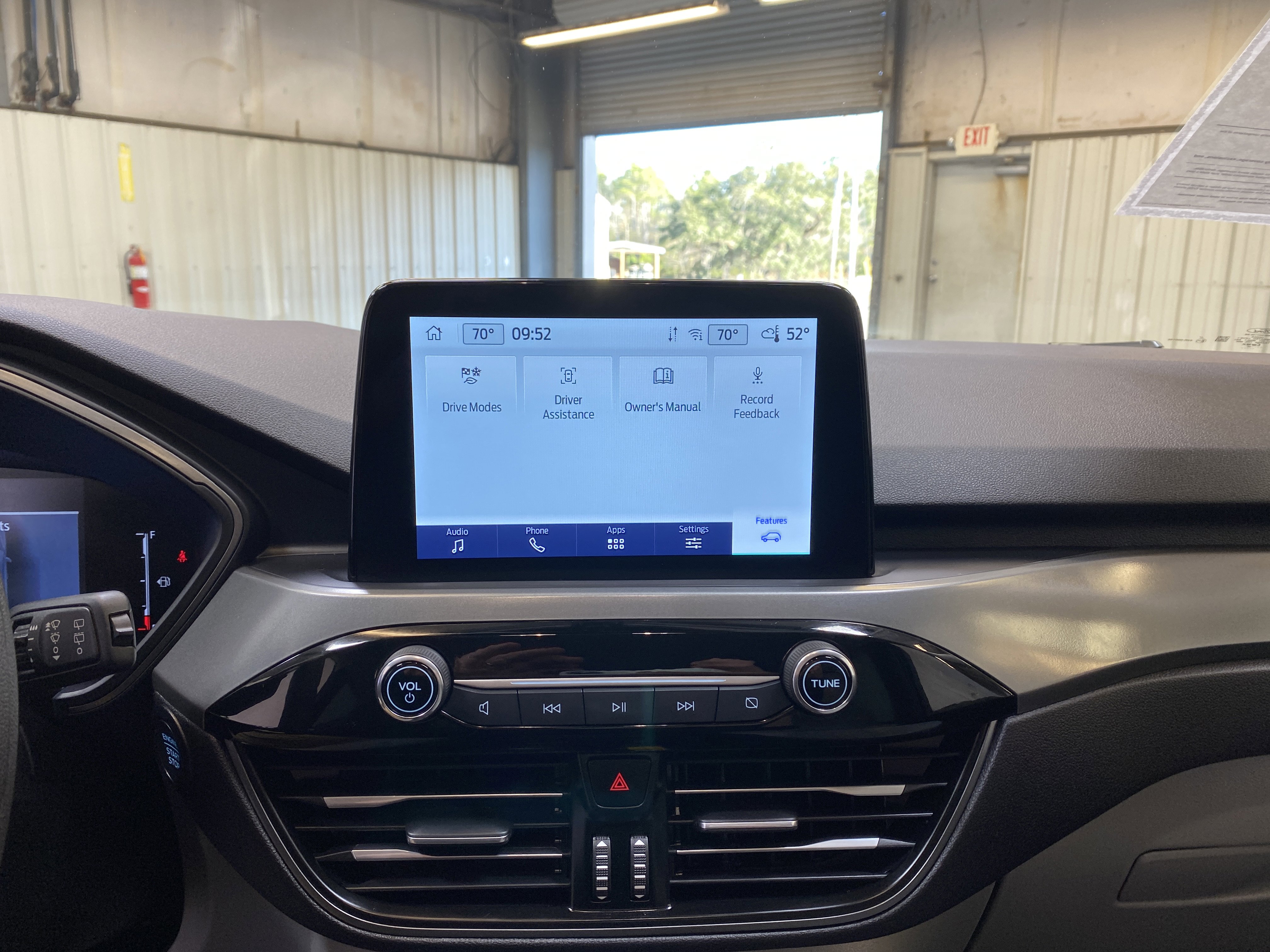 Used 2025 Ford Escape Active image 37