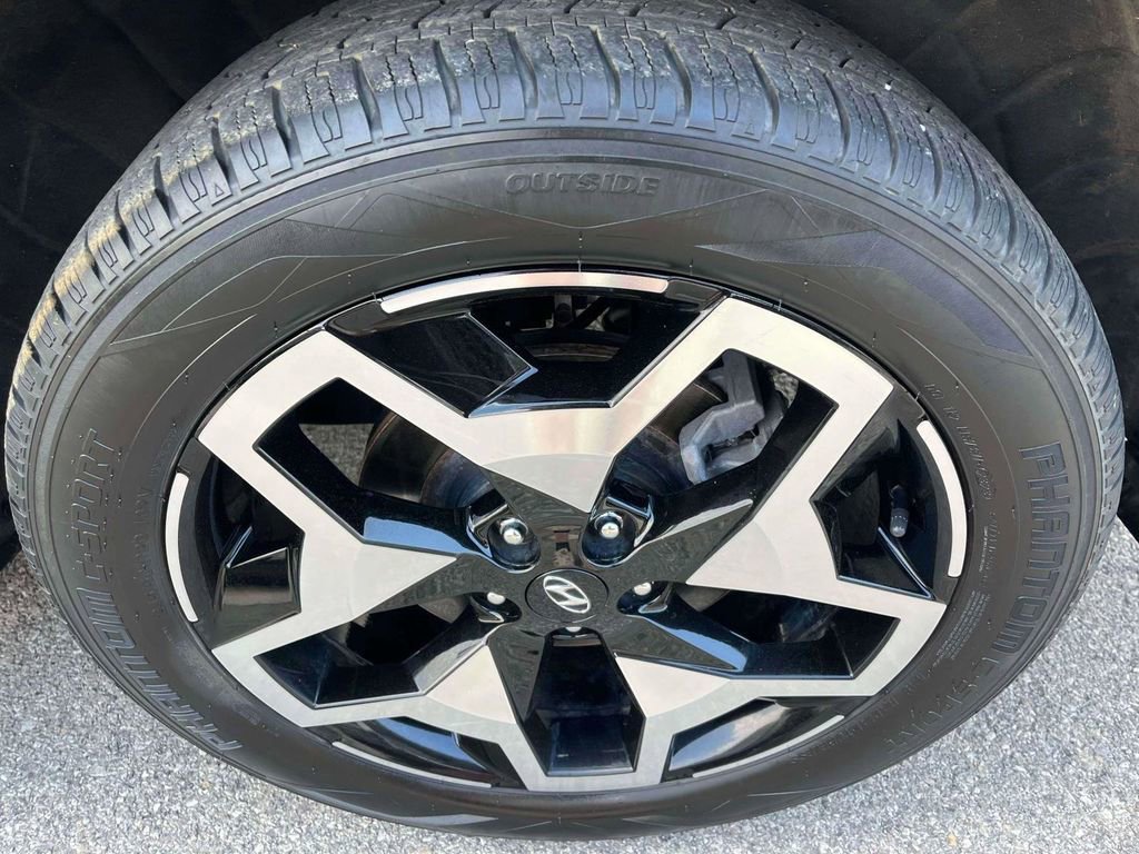 Used 2022 Hyundai Santa Cruz Limited image 36