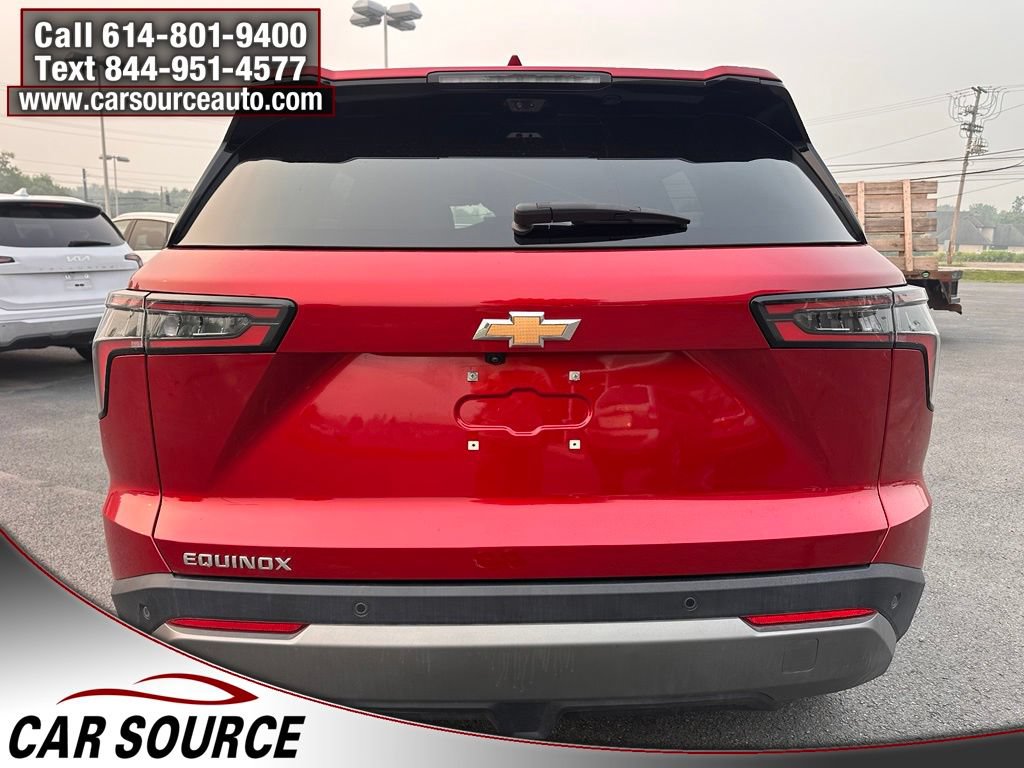 Used 2025 Chevrolet Equinox LT w/ Convenience Package II FWD image 5