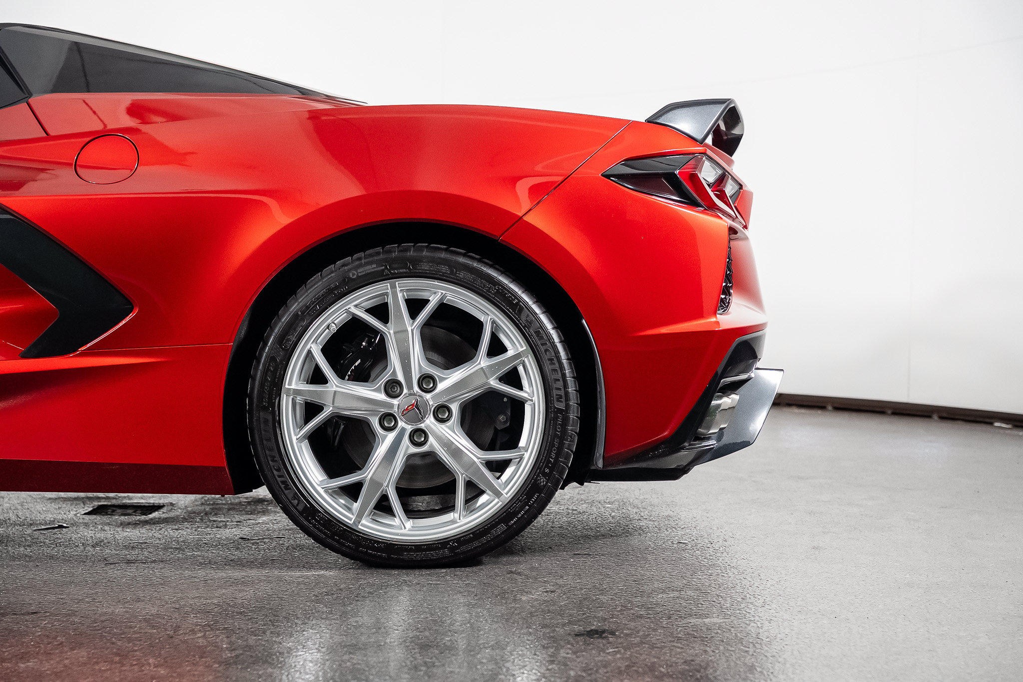 Used 2022 Chevrolet Corvette Stingray Preferred Conv w/ Z51 Performance Package RWD image 19