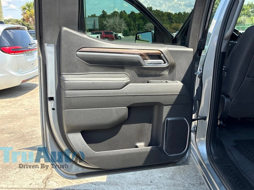 Used 2023 Chevrolet Silverado 1500 LT AWD/4WD image 37