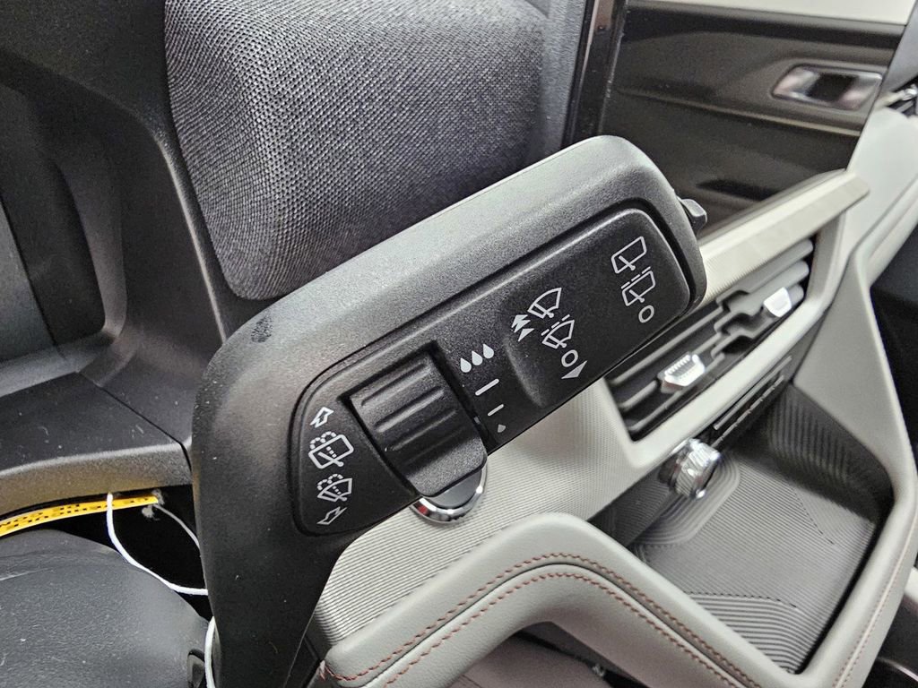 New 2026 Ford Explorer Active w/ Active Comfort Package AWD/4WD image 33