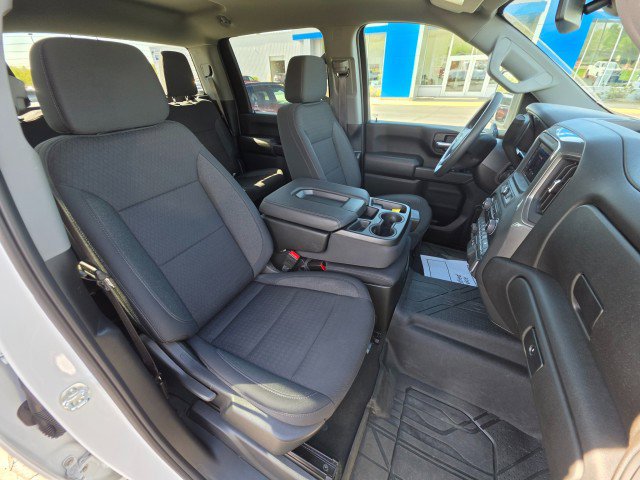Used 2025 Chevrolet Silverado 2500 Custom w/ Custom Value Package AWD/4WD image 12