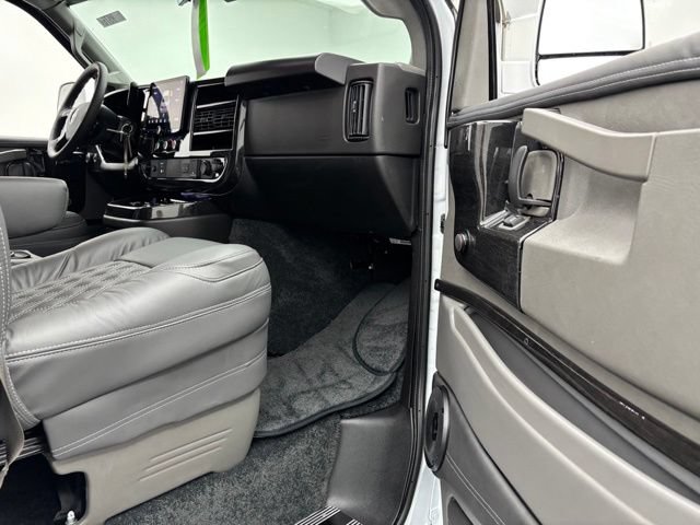 New 2026 GMC Savana 2500 Extended w/ Driver Convenience Package RWD image 22