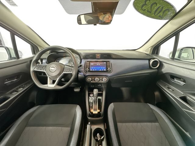 Used 2023 Nissan Versa SV FWD image 4