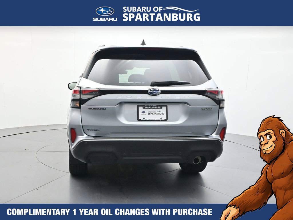 Used 2025 Subaru Forester Touring w/ Popular Package - Touring AWD/4WD image 7