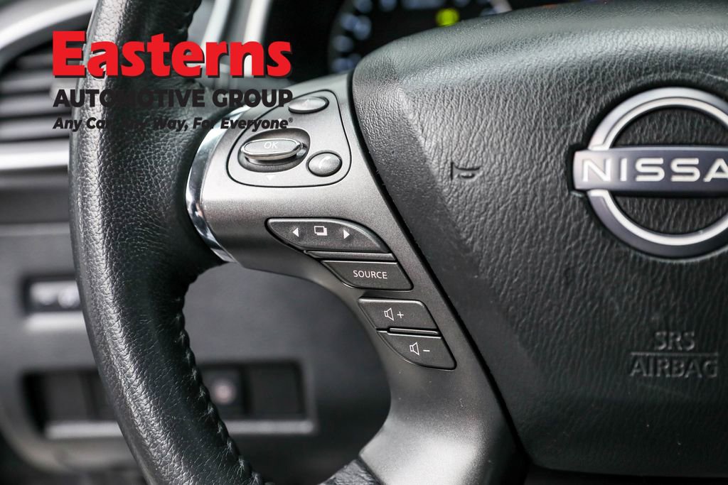 Used 2023 Nissan Murano SV image 15