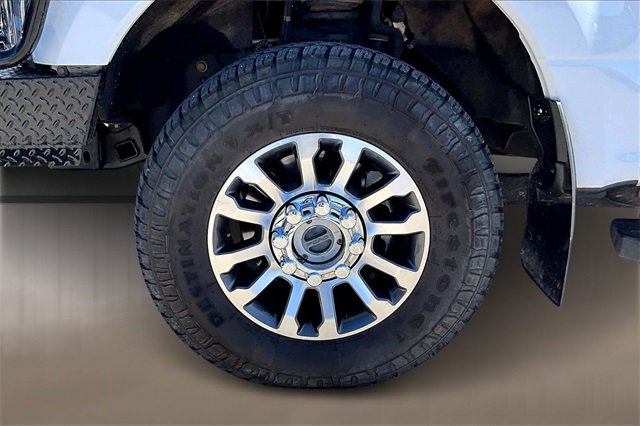 Used 2022 Ford F350 Lariat w/ Lariat Value Package image 7