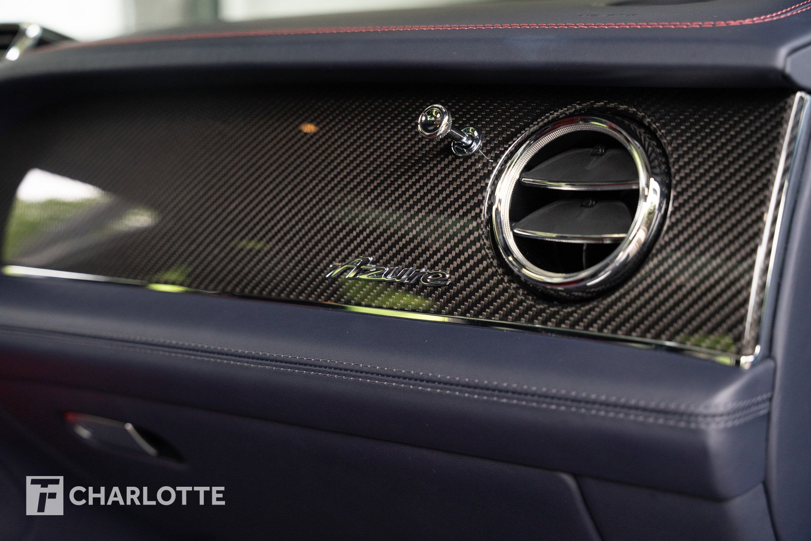 Used 2023 Bentley Bentayga Extended Wheelbase image 35