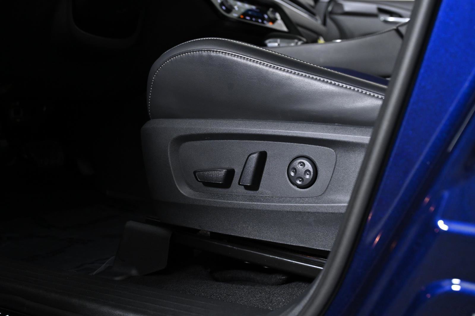 Used 2026 INFINITI QX60 Sport w/ Dark Cargo Package image 24