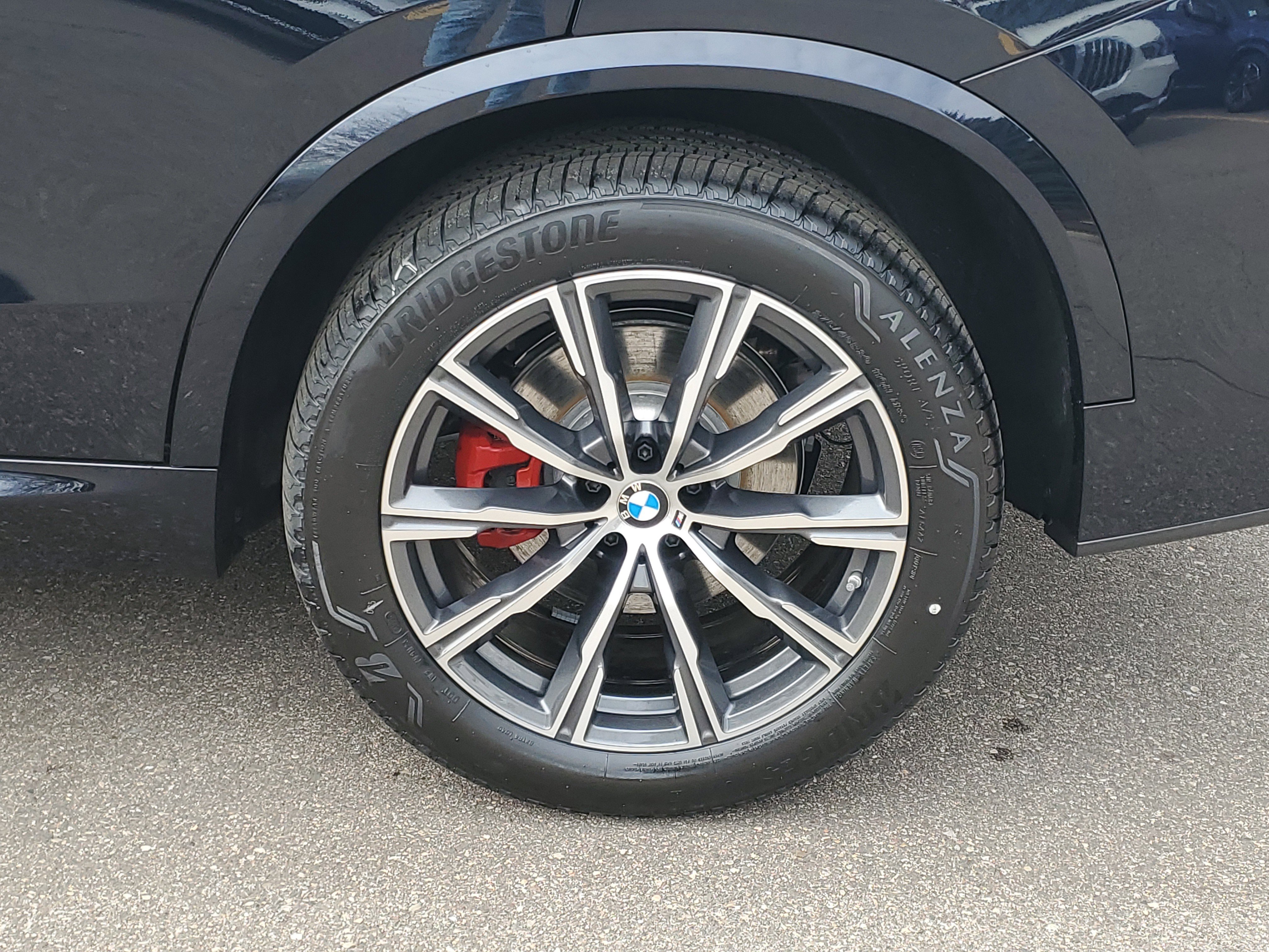 New 2026 BMW X5 xDrive40i w/ M Sport Package AWD/4WD image 29