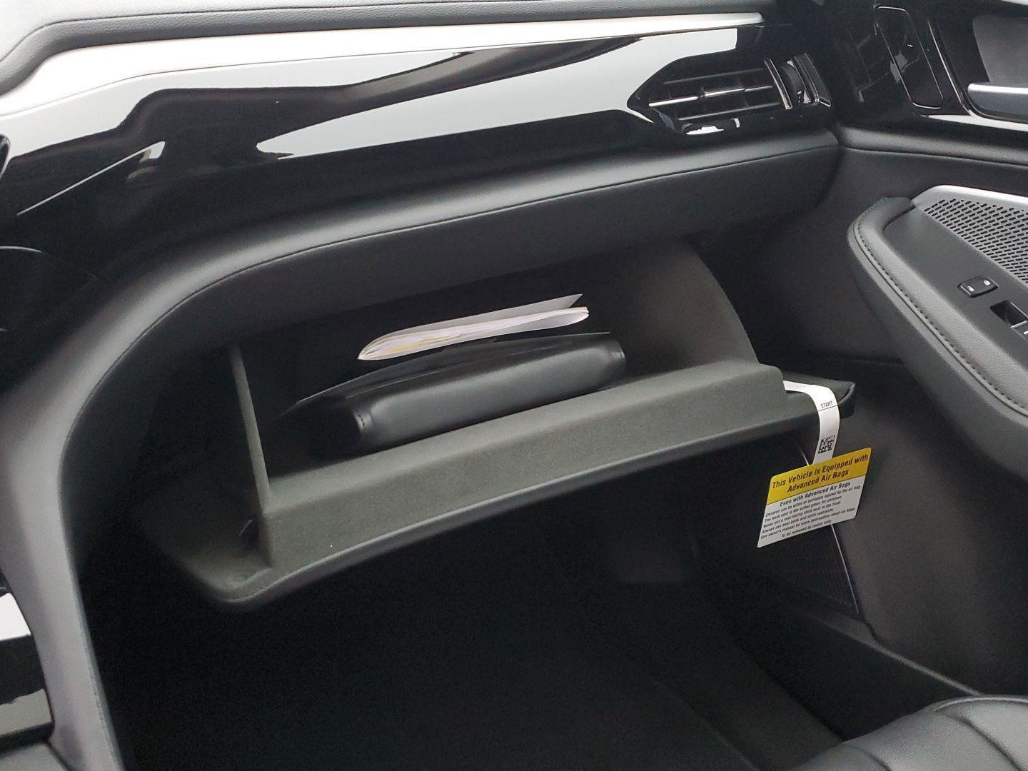 Used 2025 Acura MDX SH-AWD image 25