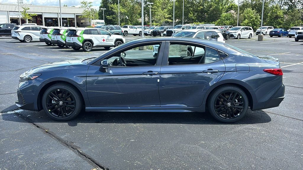 New 2026 Toyota Camry SE FWD image 3