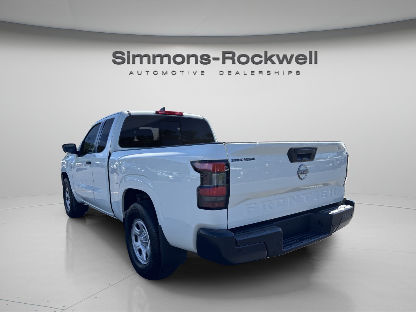 Used 2026 Nissan Frontier S RWD image 3