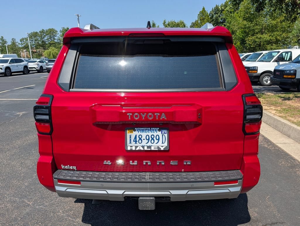 Used 2025 Toyota 4Runner Limited w/ Tow Technology Package AWD/4WD image 7