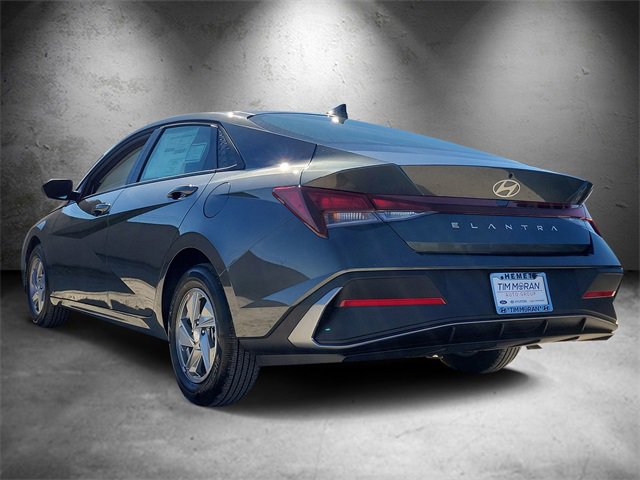 New 2026 Hyundai Elantra SE image 4
