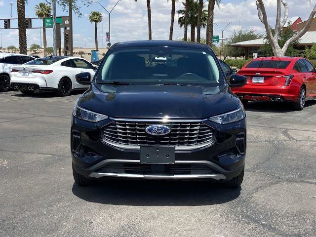 Used 2023 Ford Escape Active AWD/4WD image 3