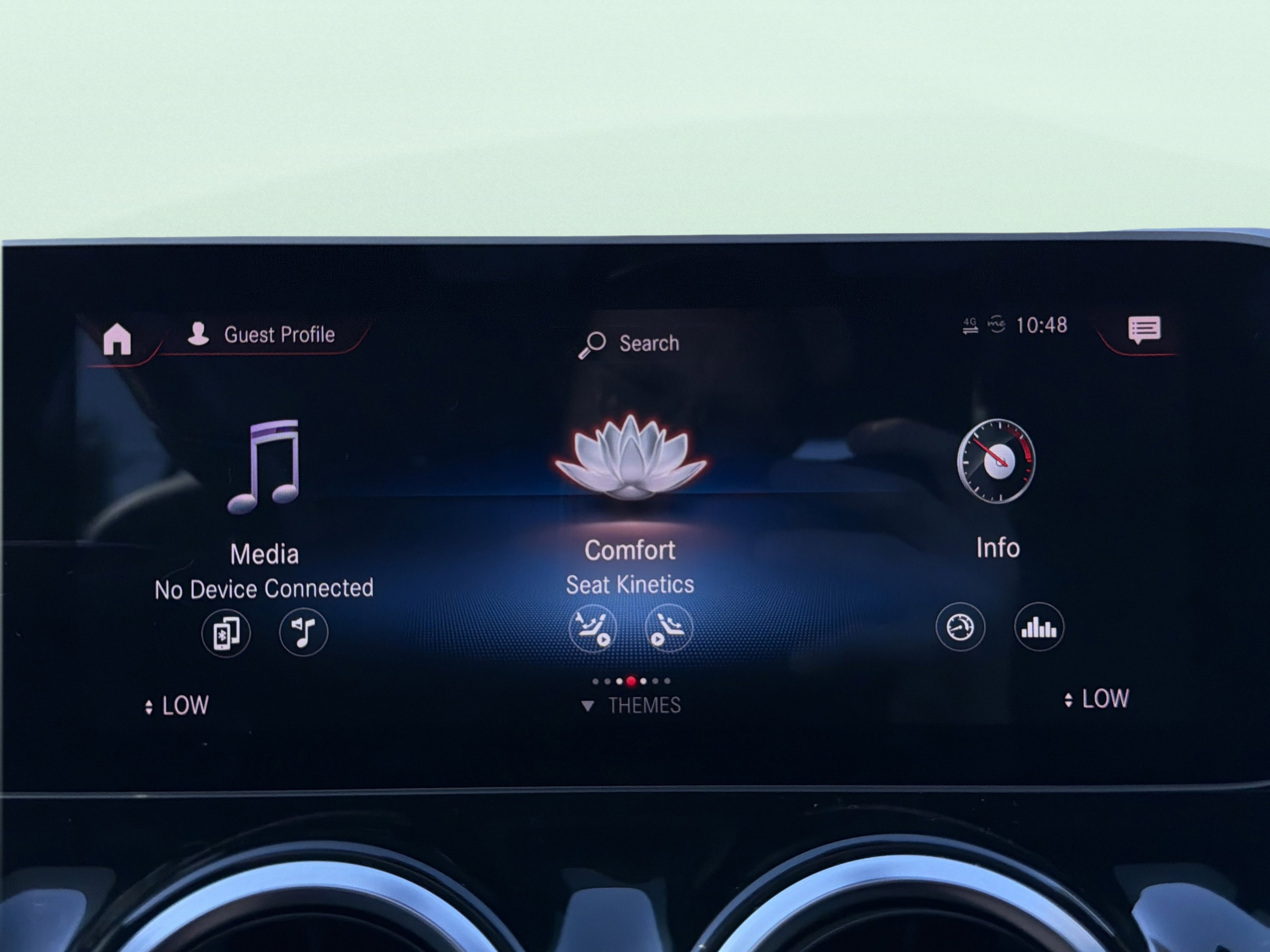 Used 2021 Mercedes-Benz GLA 250 4MATIC w/ Premium Package image 52