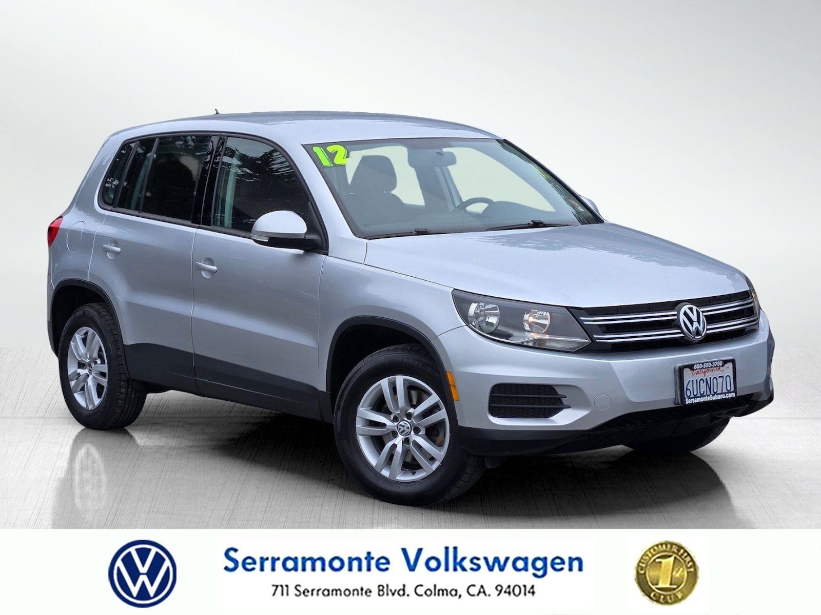 Used 2012 Volkswagen Tiguan LE FWD image 1