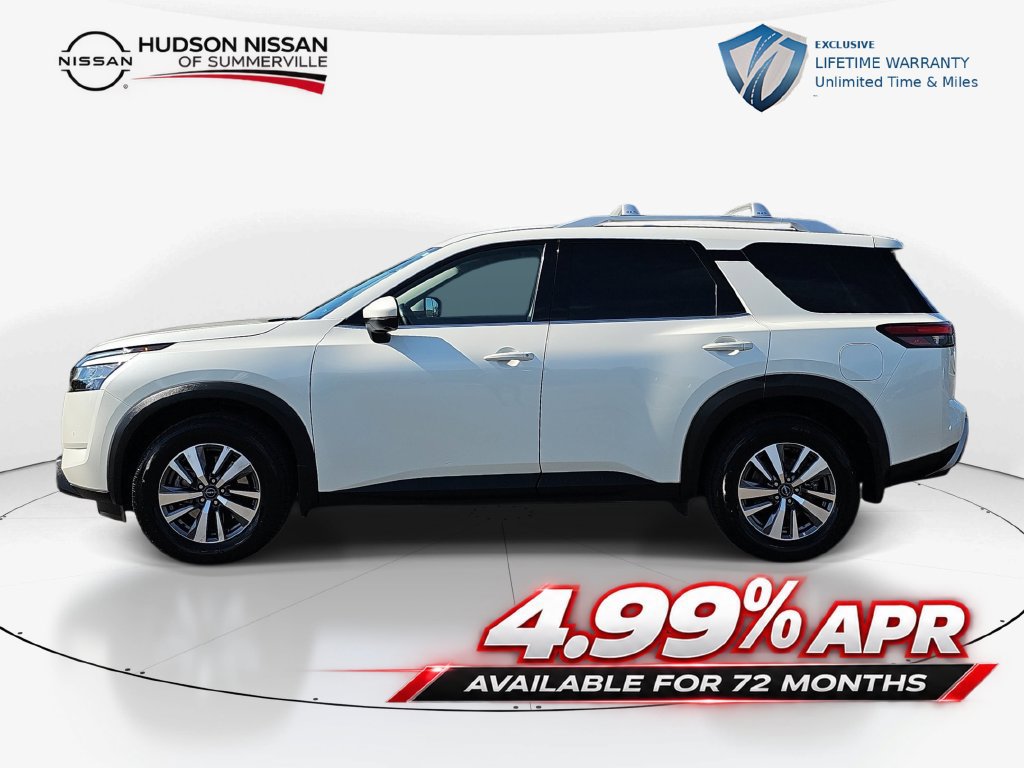 Used 2024 Nissan Pathfinder SL AWD/4WD image 11