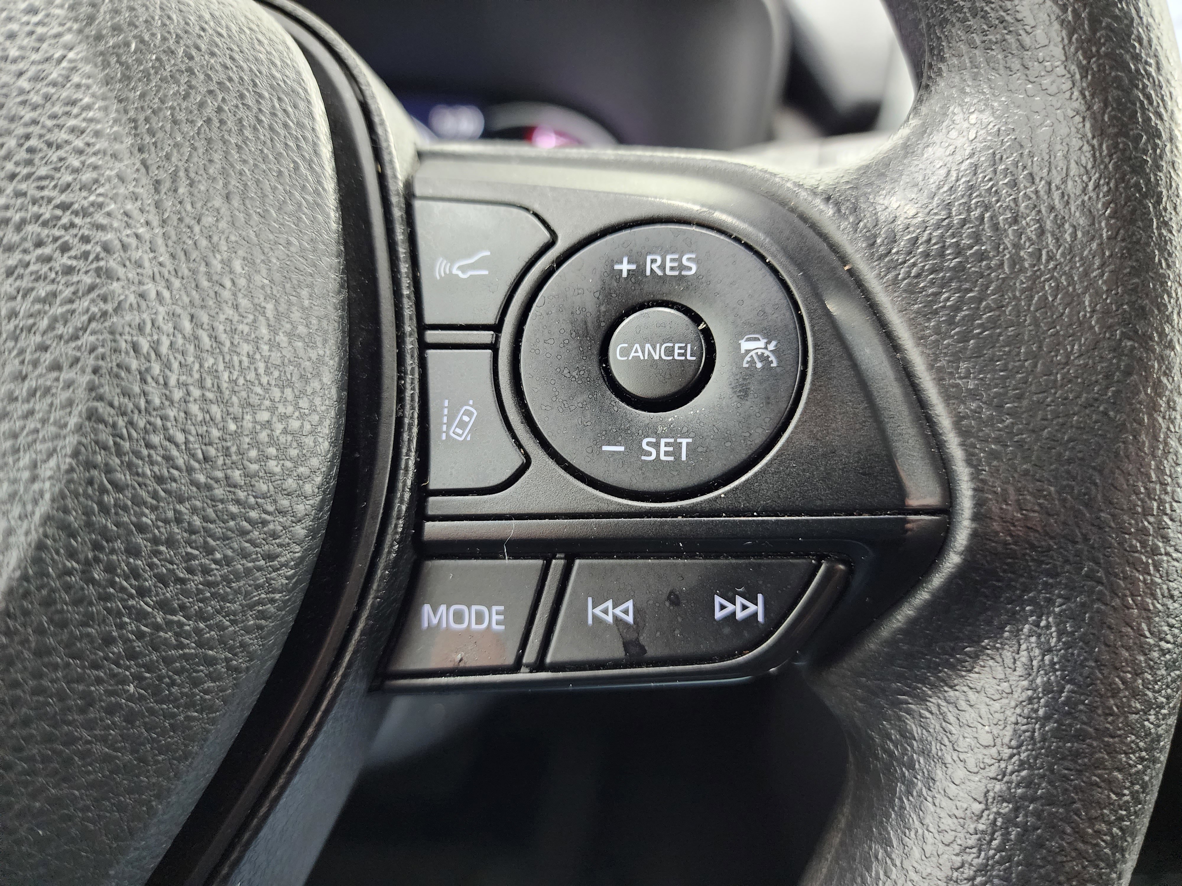 Used 2024 Toyota RAV4 XLE image 16