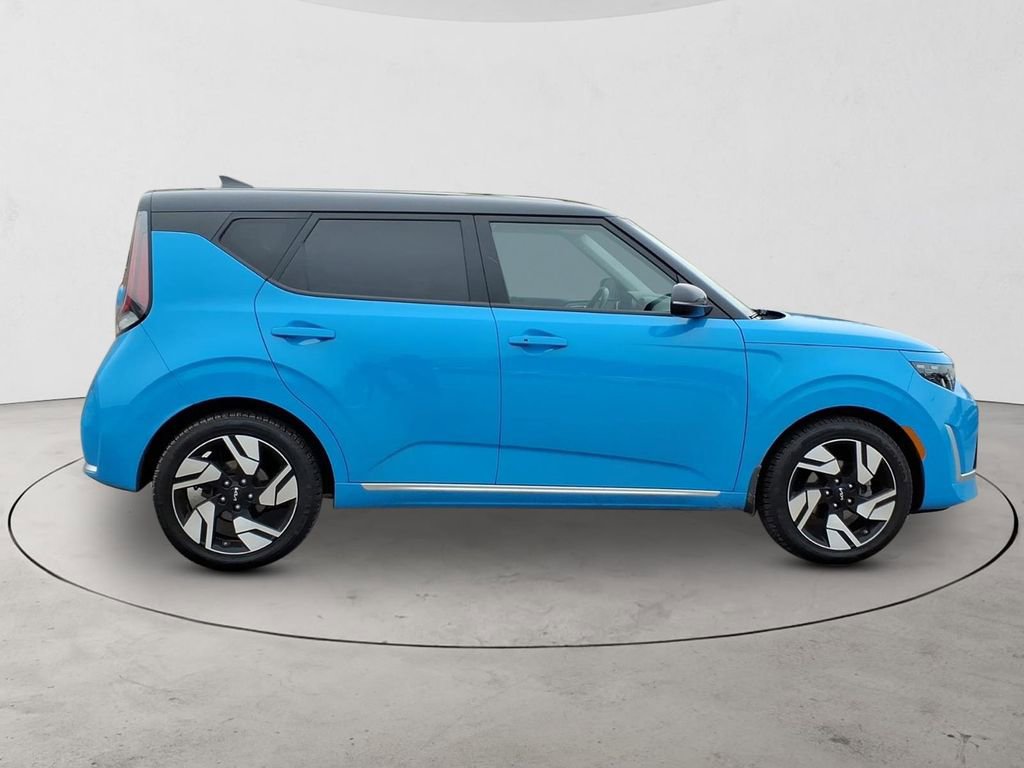 Used 2023 Kia Soul GT-Line image 4