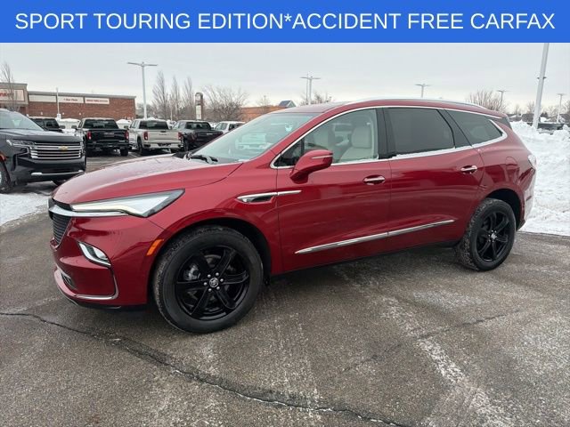 Used 2023 Buick Enclave Essence w/ Sport Touring Edition image 6