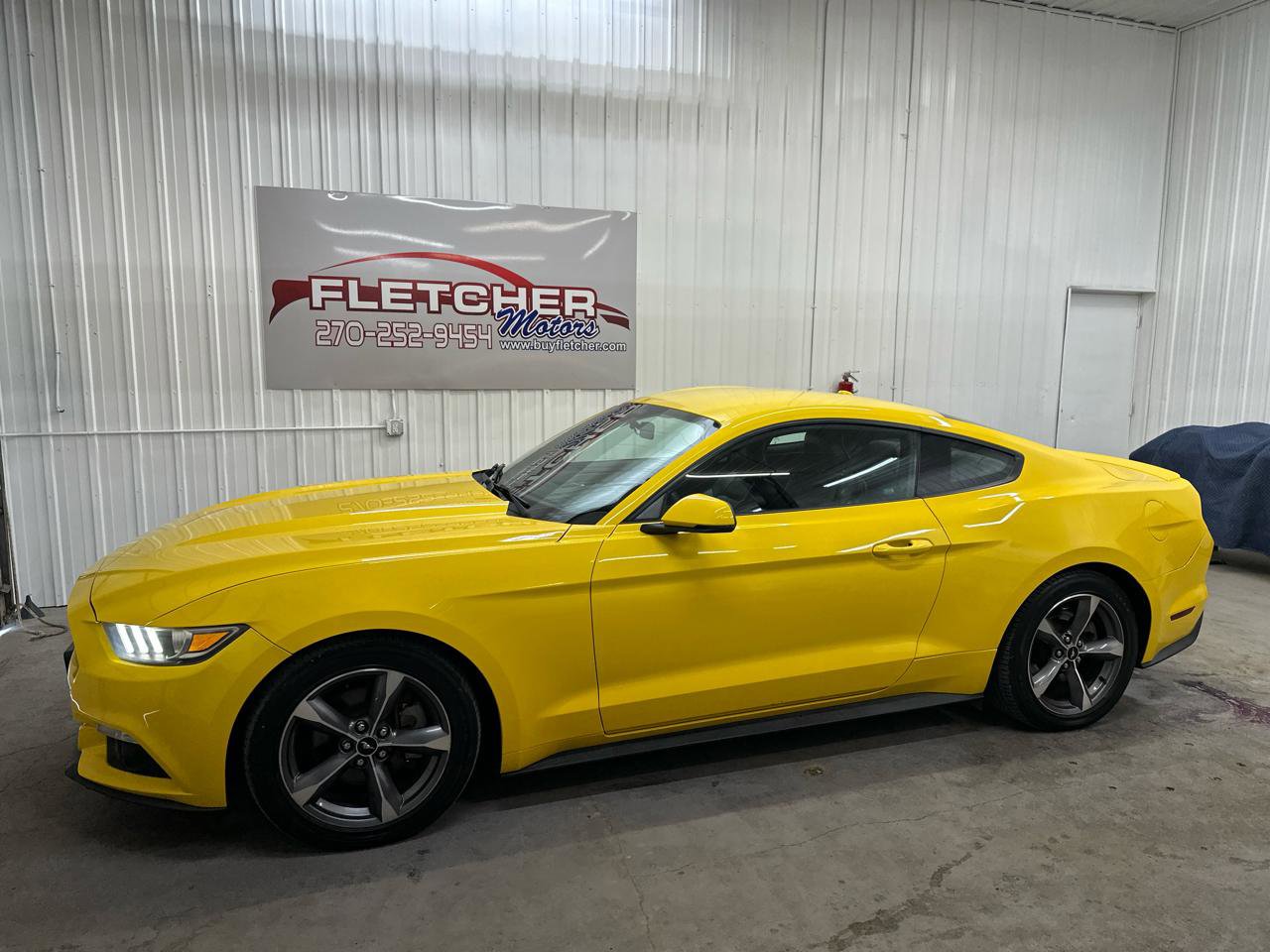 Used 2015 Ford Mustang Premium RWD image 2