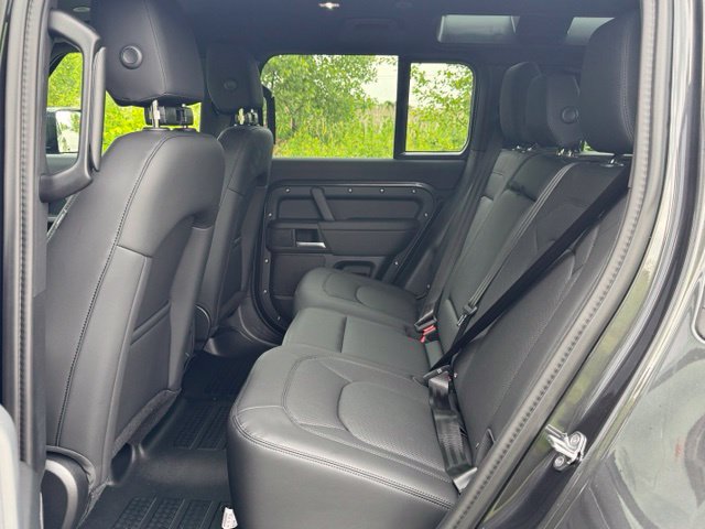 New 2026 Land Rover Defender 110 S AWD/4WD image 13